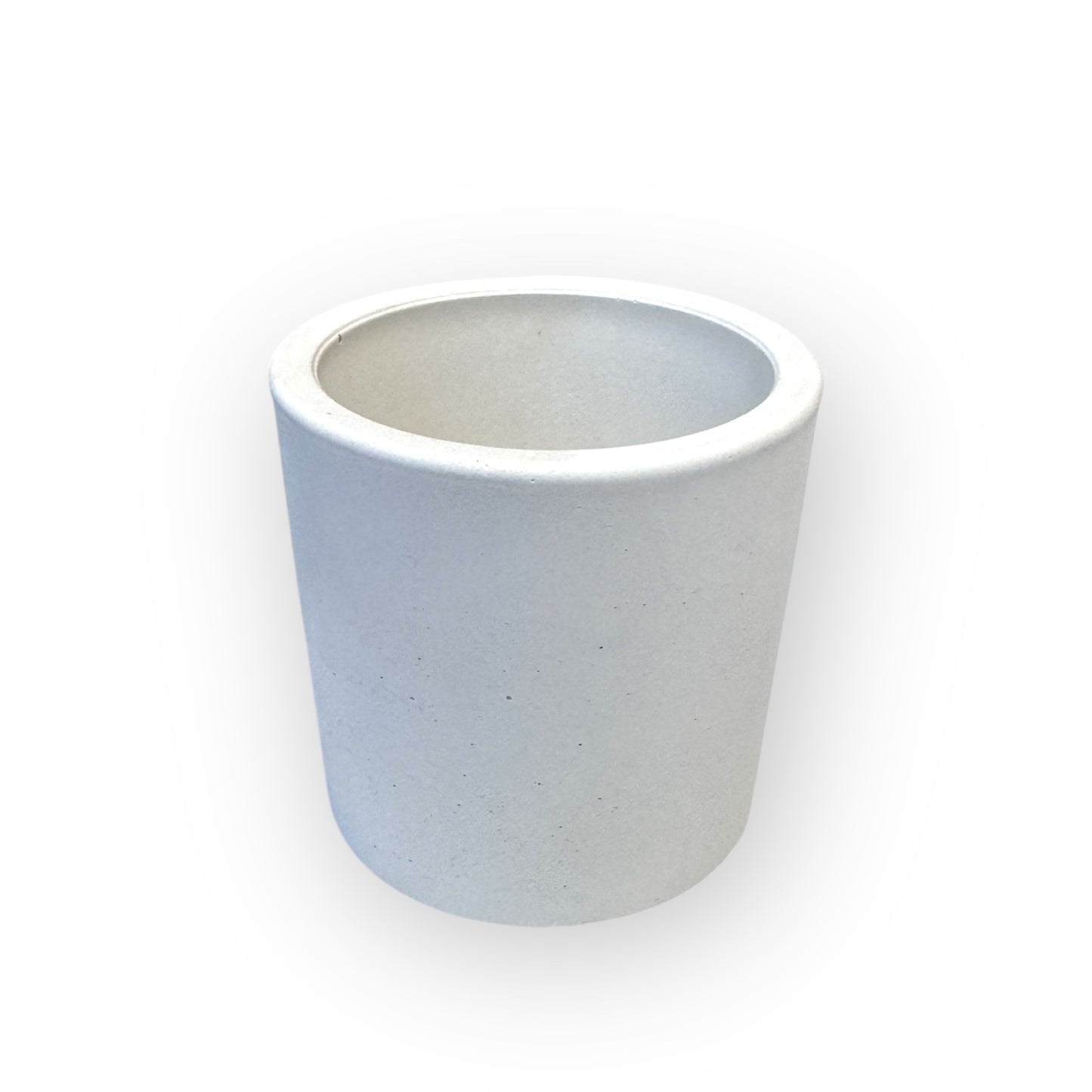 Pot en béton blanc
