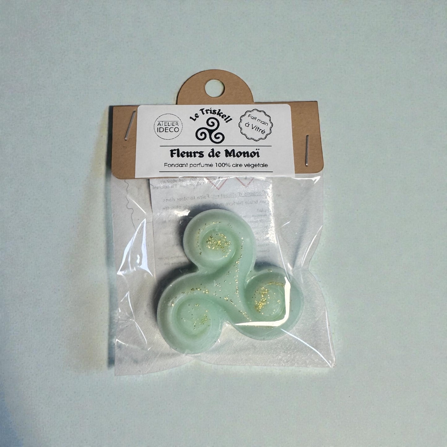 Fondant parfumé artisanal en cire végétale parfum Monoï